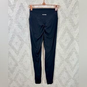 Victoria Black ruched high waisted leggings size 6